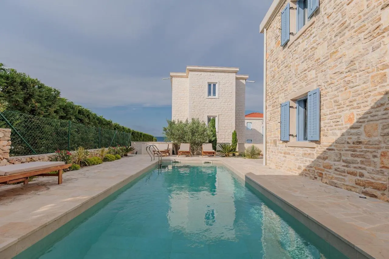 Seafront Villa Adriatica With Pool Dobropoljana